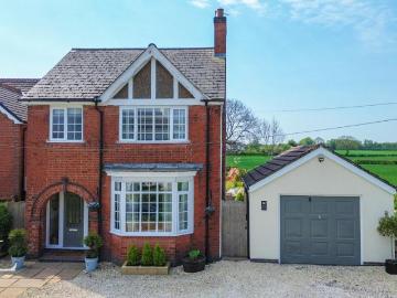 House for sale in North West Leicestershire - Garden