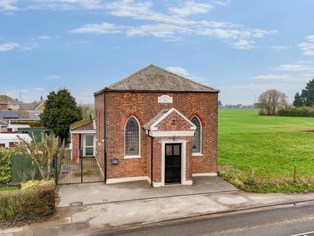 3 bedroom detached house for sale