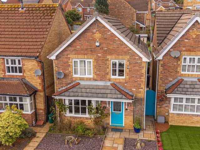 3 bedroom detached house for sale
