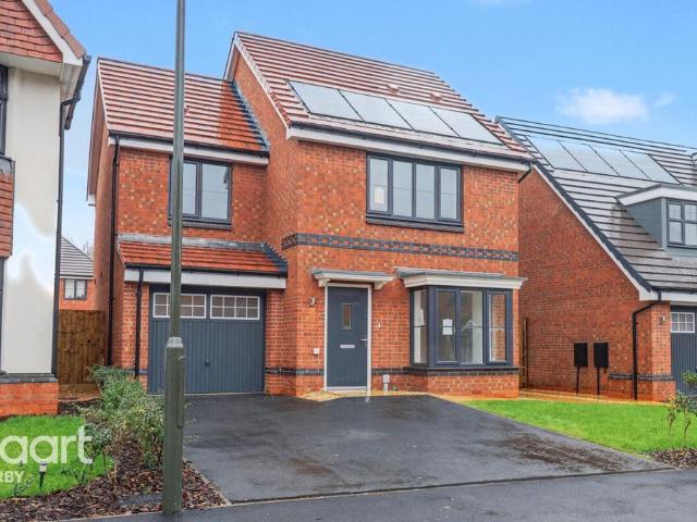 3 bedroom detached house for sale