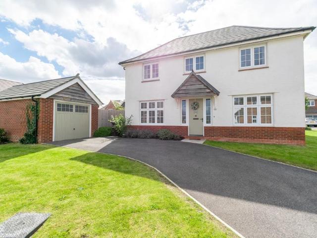 3 bedroom detached house for sale
