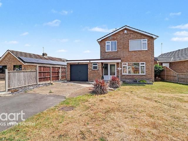 3 bedroom detached house for sale