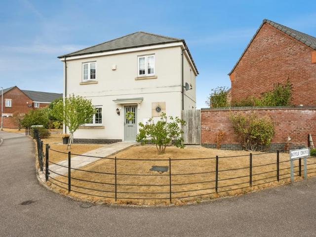 3 bedroom detached house for sale