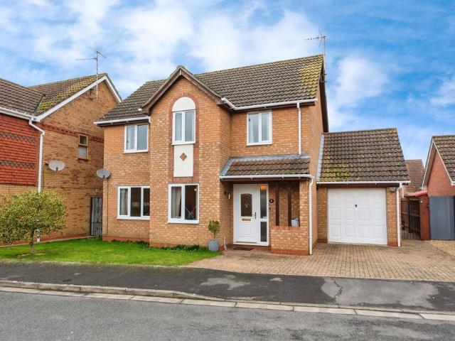3 bedroom detached house for sale
