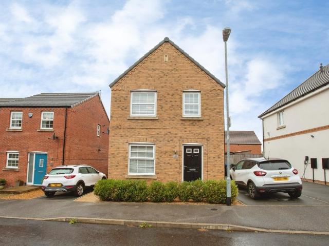 3 bedroom detached house for sale