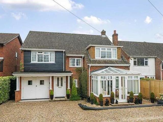 3 Bedroom Detached House For Sale In 112b Roman Road