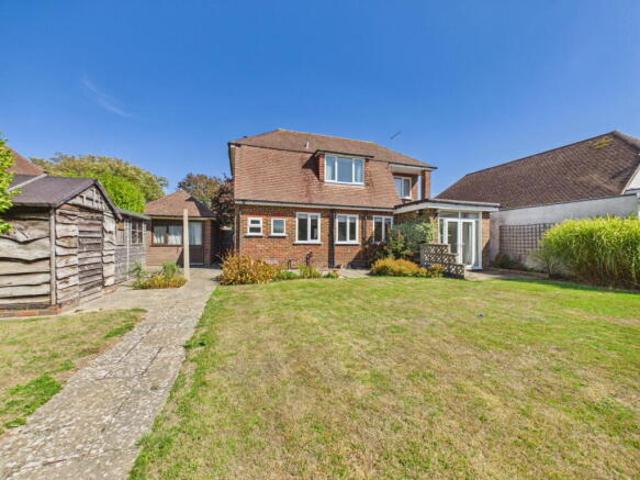 3 bedroom detached house for sale in Aldsworth Avenue, Goring by Sea, Worthing, BN12