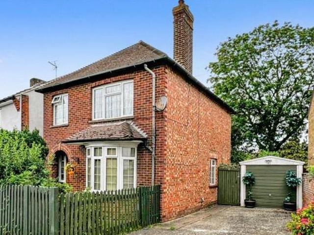 3 Bedroom Detached House For Sale In Ashford