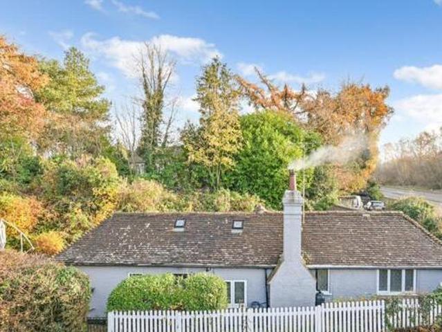3 Bedroom Detached House For Sale In Ashford, Kent