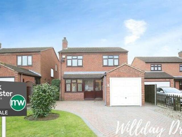 3 Bedroom Detached House For Sale In Atherstone