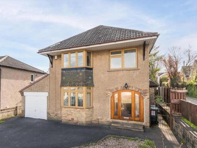 3 Bedroom Detached House For Sale In Bingley, West Yorkshire
