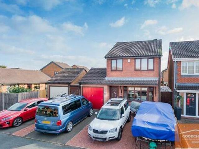 3 Bedroom Detached House For Sale In Brownhills