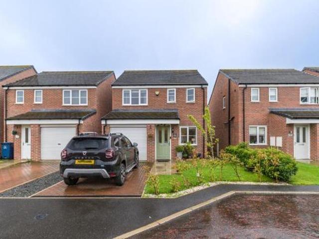 3 Bedroom Detached House For Sale In Houghton Le Spring, Tyne And Wear
