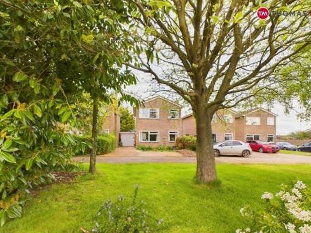 3 Bedroom Detached House For Sale In Huntingdon, Cambridgeshire