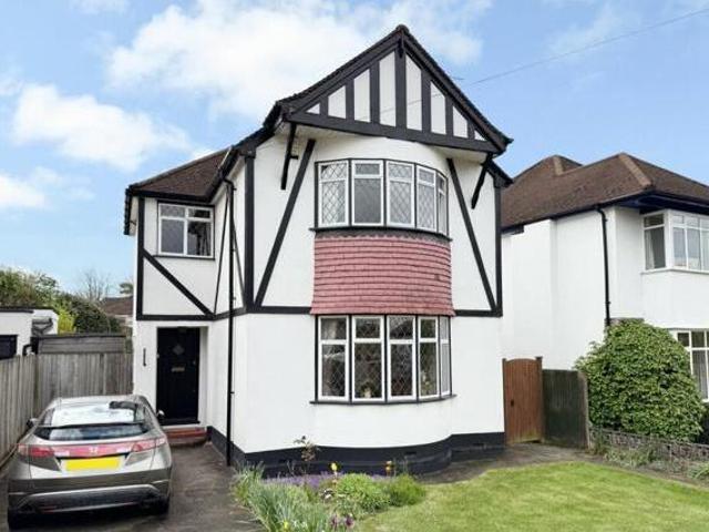 3 Bedroom Detached House For Sale In Orpington