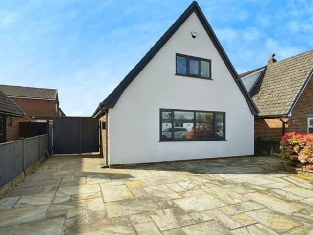 3 Bedroom Detached House For Sale In Longridge