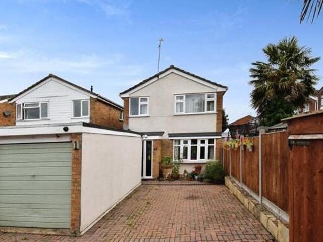 3 Bedroom Detached House For Sale In Leicester, Leicestershire
