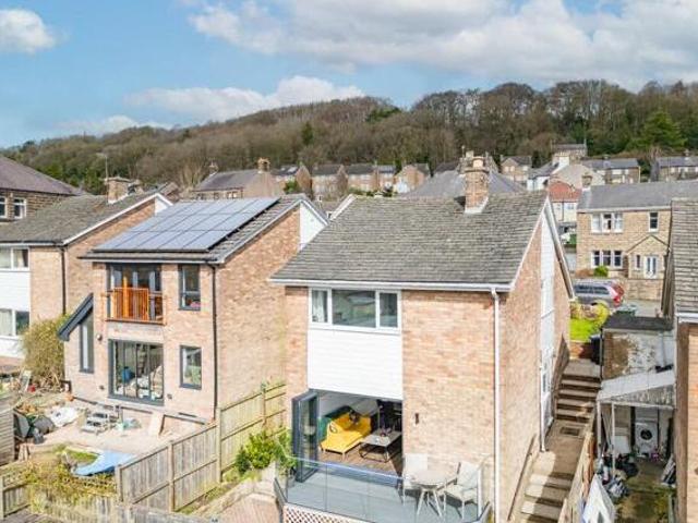 3 Bedroom Detached House For Sale In Matlock, Derbyshire