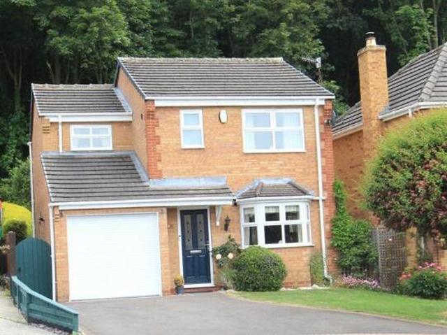 3 Bedroom Detached House For Sale In Matlock, Derbyshire