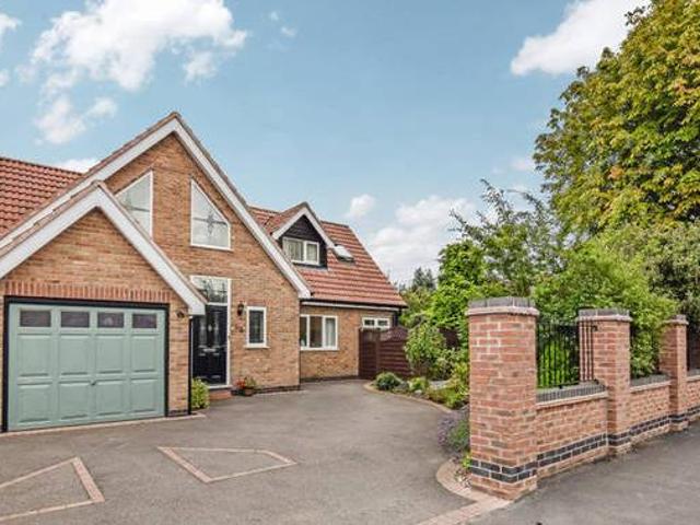 3 bedroom detached house for sale in Maylands Avenue Derby DE72