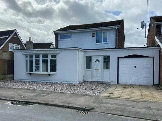 3 bedroom detached house for sale in Millrose Close Skelmersdale WN8 8QT WN8