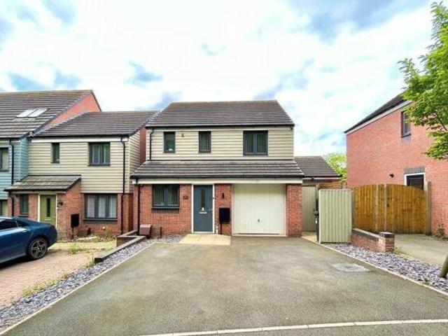 3 Bedroom Detached House For Sale In Netherton
