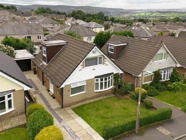 3 Bedroom Detached House For Sale In Nelson, Lancashire