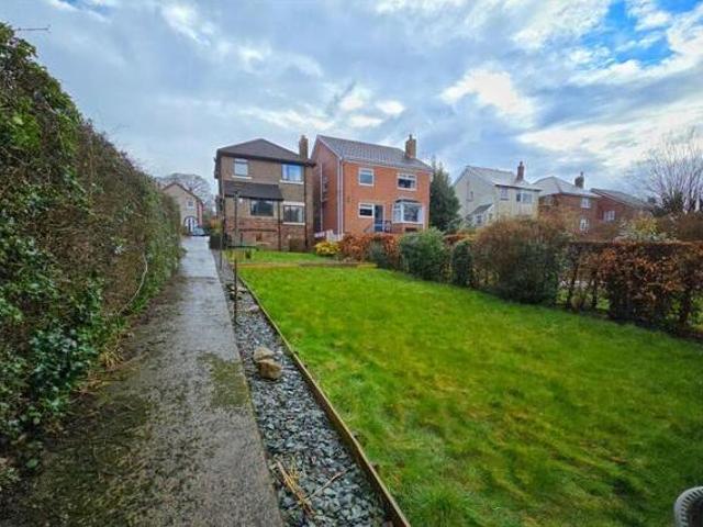 3 Bedroom Detached House For Sale In Stocksbridge, Sheffield