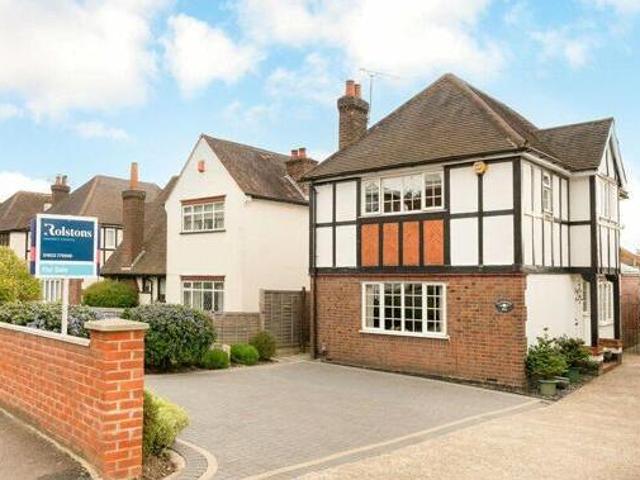 3 Bedroom Detached House For Sale In Watford, Hertfordshire