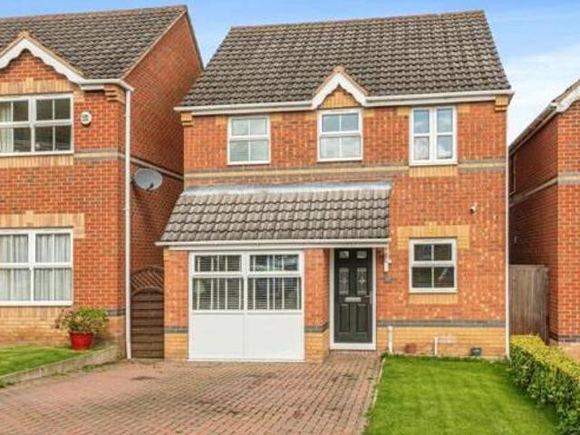 3 Bedroom Detached House For Sale In Wakefield