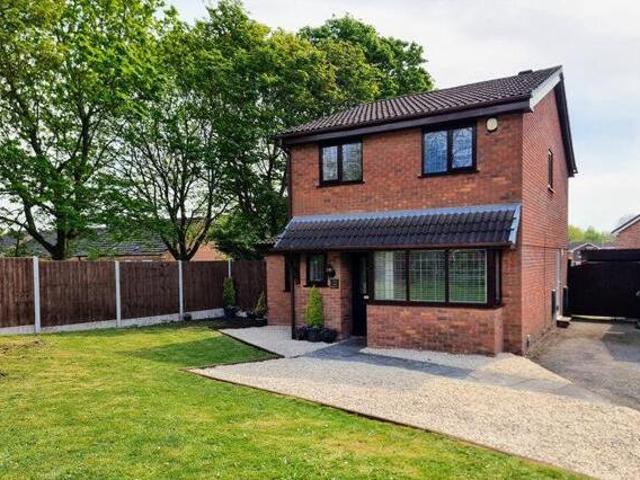 3 Bedroom Detached House For Sale In Withymoor Village / Amblecote Border