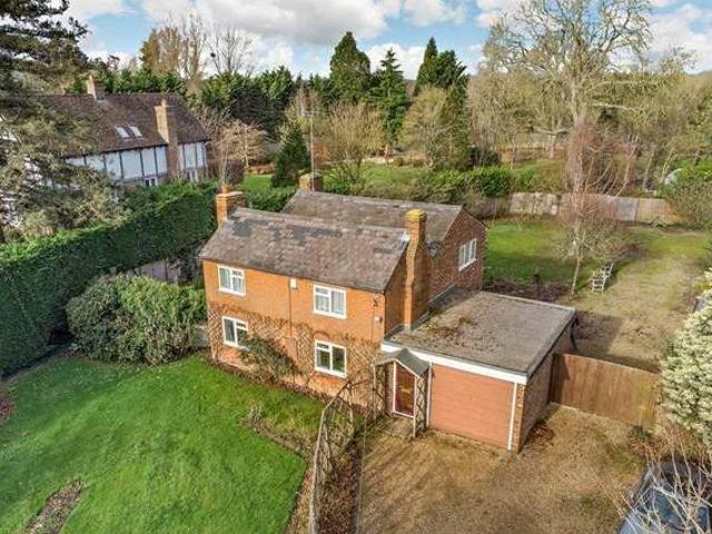 3 bedroom detached house for sale in Winkfield Lane Winkfield Windsor Berkshire SL4