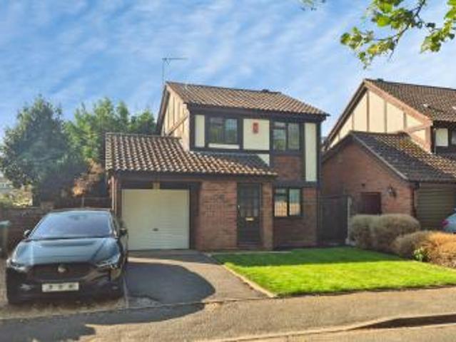 3 bedroom Detached house To Let