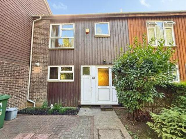 3 bedroom Detached house To Let