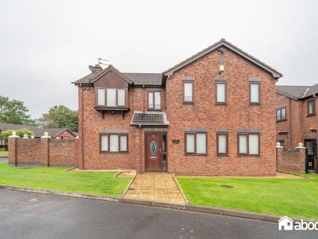 3 bedroom Detached house to let