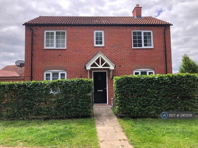 3 bedroom detached house to rent