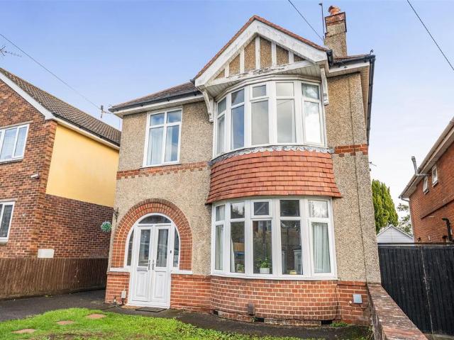 3 bedroom detached house to rent