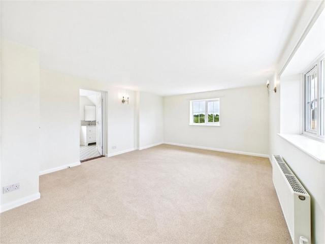 3 bedroom detached house to rent
