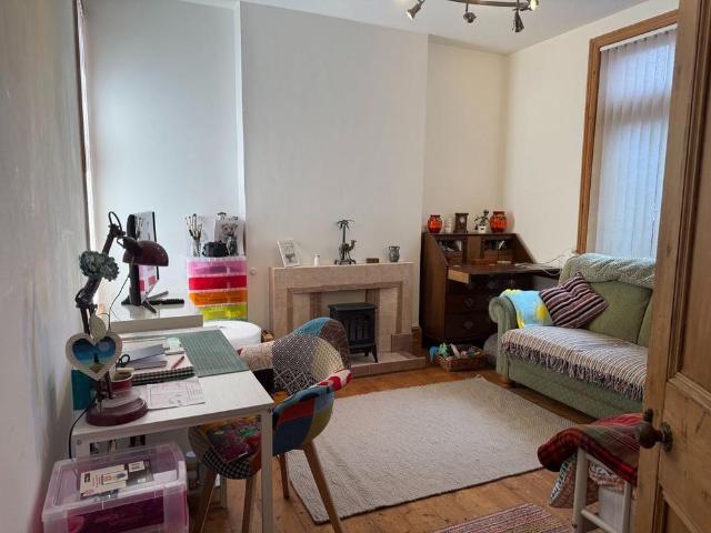 3 bedroom detached house to rent
