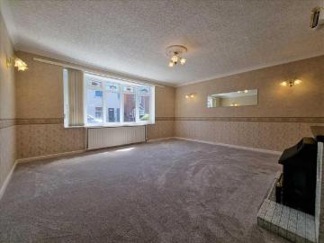 3 bedroom detached house to rent