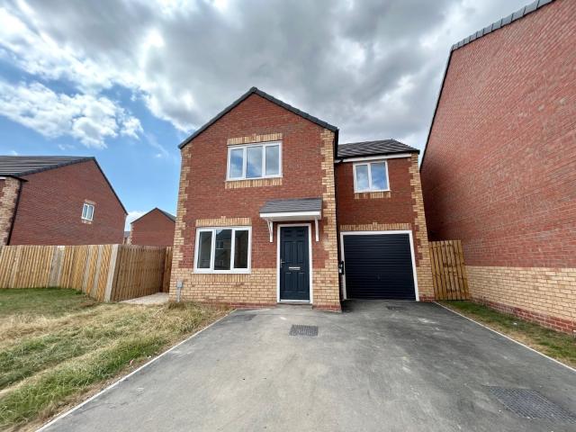 3 bedroom detached house to rent