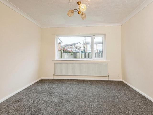 3 bedroom detached house to rent
