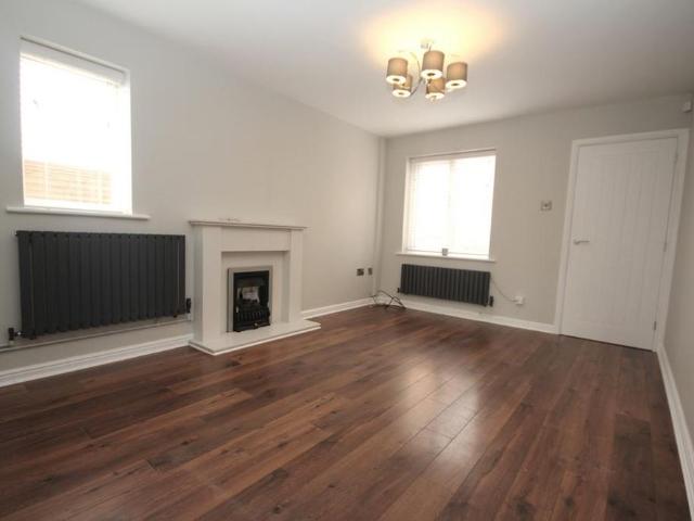 3 bedroom detached house to rent