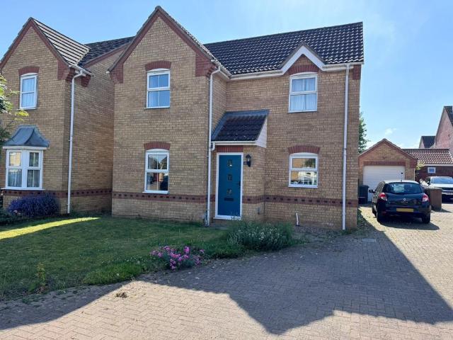 3 bedroom detached house to rent