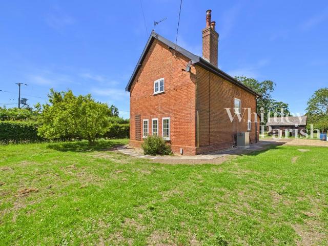 3 bedroom detached house to rent