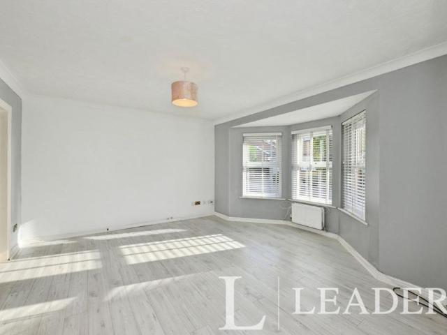 3 bedroom detached house to rent