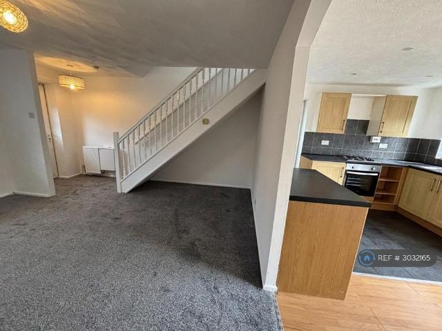3 bedroom detached house to rent