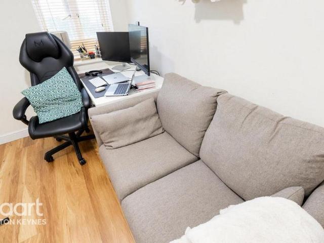 3 bedroom detached house to rent