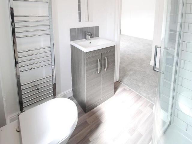 3 bedroom detached house to rent
