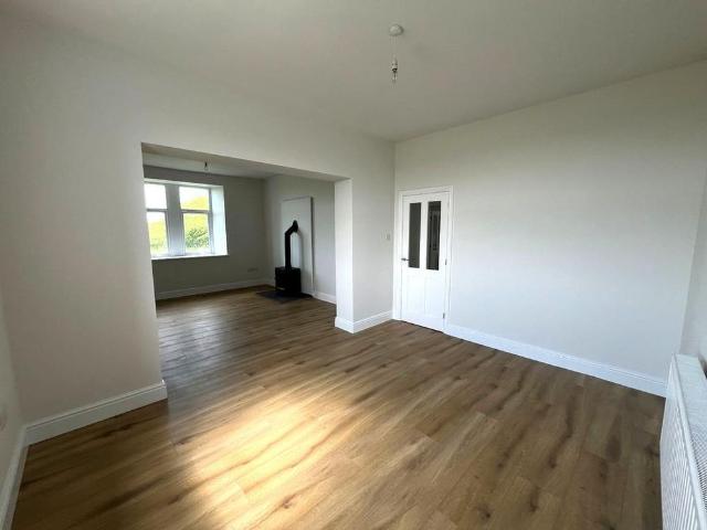 3 bedroom detached house to rent